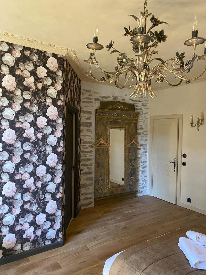 Le Chateau De Cambiaire Saint-Etienne-Vallee-Francaise Luaran gambar